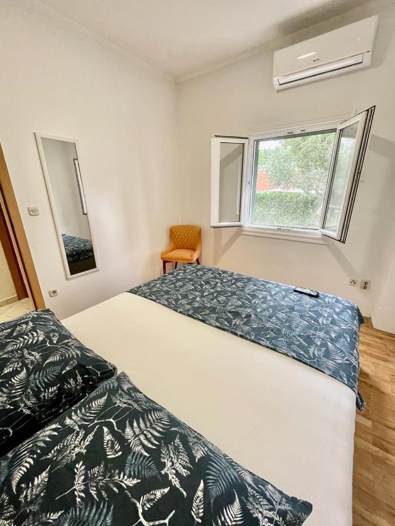 Vacation House Lavanda New! Heated Pool Zadvarje Εξωτερικό φωτογραφία