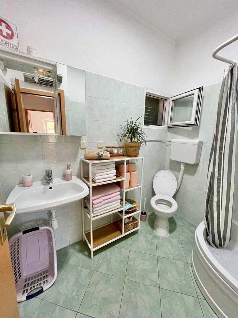 Vacation House Lavanda New! Heated Pool Zadvarje Εξωτερικό φωτογραφία